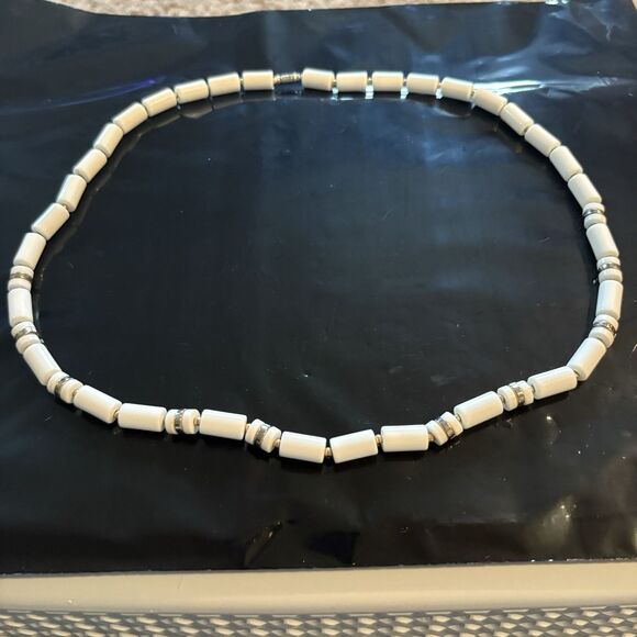 Long Funky Vintage White and Gold Necklace Tubes Beads Screw Closure 28” - Picture 1 of 5